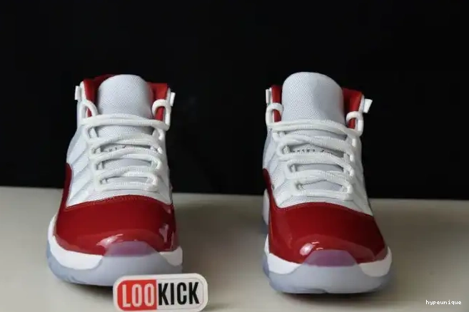 HYPE Cherry 11 CT8012-116 Air Jordan 0427